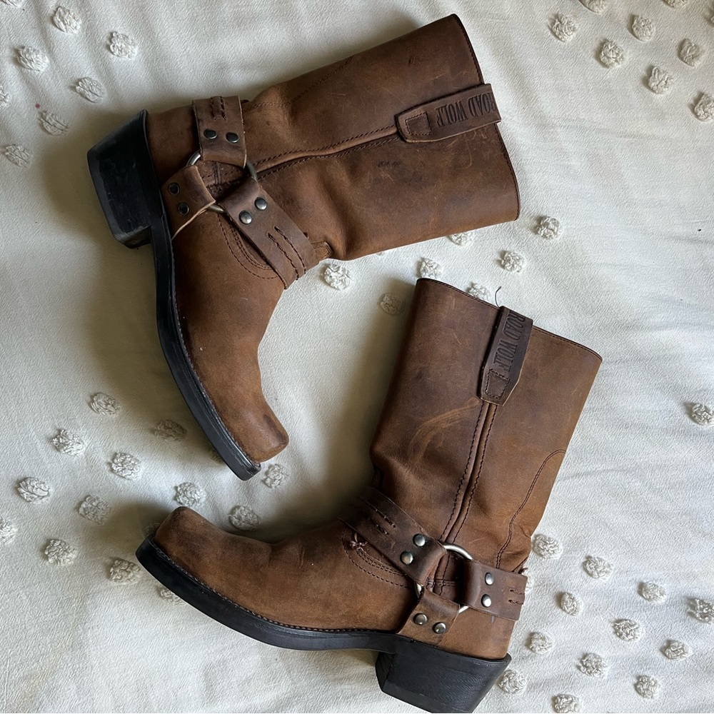 Leather harness boots